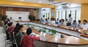 ई-गव्हर्नन्स सक्षमीकरणासाठी एक ठोस पाऊल ई-ऑफीस प्रणालीबाबत आढावा बैठक संपन्न