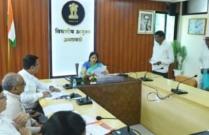 दाखल प्रकरणांवर तत्काळ कार्यवाही करुन अंतिम अहवाल सादर करा – विभागीय आयुक्त डॉ. श्वेता सिंघल