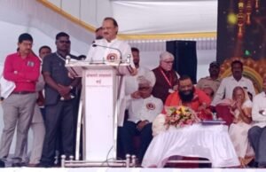 लोकशाहीर पद्मश्री कृष्णराव साबळे यांच्या स्मारकासाठी निधी देणार