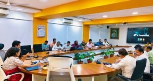 नंदुरबार जिल्ह्यात प्रवेशयोग्यता वाढविण्यासाठी महत्त्वपूर्ण बैठक – रस्ते, नेटवर्क व आर्थिक सेवांच्या उपलब्धतेसाठी सर्व विभागांचा समन्वय