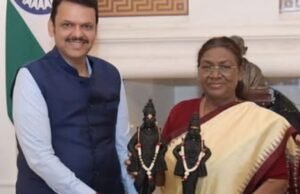 मुख्यमंत्री देवेंद्र फडणवीस यांनी नवीदिल्ली येथे काल व आज ७ मान्यवरांची सदिच्छा भेट घेतली.