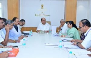 ग्रंथपाल, सहायक ग्रंथपाल आणि संचालक शारीरिक शिक्षण पदे शिक्षक संवर्गात समावेशासाठी प्रस्ताव तयार करा – वैद्यकीय शिक्षण मंत्री हसन मुश्रीफ