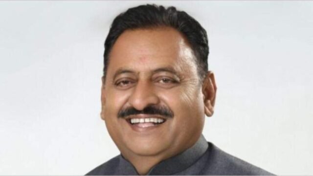 Cooperation Minister Balasaheb Patil donated one month's salary to the Chief Minister's Relief Fund