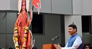 जात, पंथ, धर्म, भाषांचे भेद विसरून स्वातंत्र्यलढ्यात सर्वांनी ‘वंदे मातरम्’ म्हटले होते.