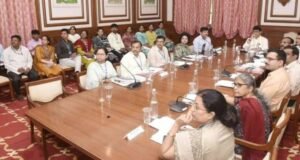 अन्न नागरी पुरवठा आणि ग्राहक संरक्षण हा विभाग सर्वसामान्य नागरिकांच्या रोजच्या जगण्याशी संबंधित असलेला विभाग आहे.