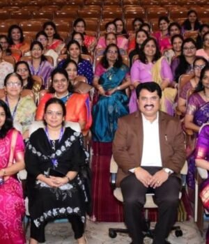 गरीब वीजग्राहकांना २५ वर्षे मोफत वीज राज्य शासनाच्या स्मार्ट योजनेसाठी महावितरणचा पुढाकार