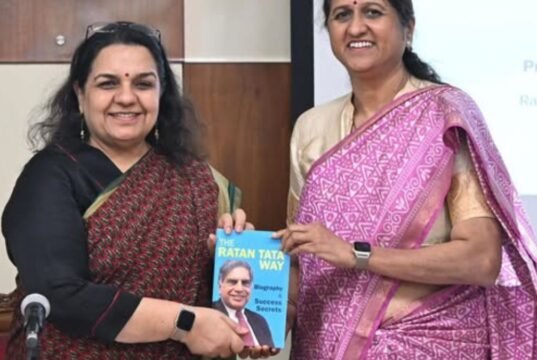 पत्रकारिता आणि कृत्रिम बुद्धिमत्ता (एआय) यांच्या संगमातून केवळ तांत्रिक कौशल्य नव्हे, तर जबाबदार वृत्तनिर्मितीची नवीन मानसिकता घडविण्याची गरज आहे