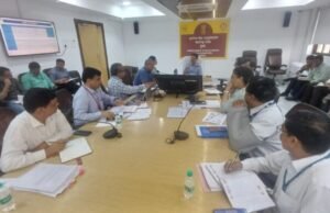 नागरिकांना दर्जेदार आरोग्य सेवा पुरवण्यासाठी सेवांची प्रभावी अंमलबजावणी करावी – सार्वजनिक आरोग्य व कुटुंब कल्याण मंत्री प्रकाश आबिटकर