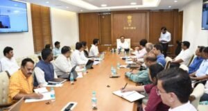 संगमेश्वर येथे छत्रपती संभाजी महाराज स्मारक उभारणीसंदर्भात बैठक