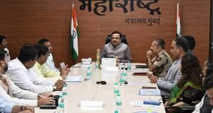 भारतरत्न डॉ. बाबासाहेबआंबेडकर यांच्या महापरिनिर्वाण दिनानिमित्त दरवर्षी लाखो अनुयायी मुंबईतील दादर येथील चैत्यभूमीवर येतात.