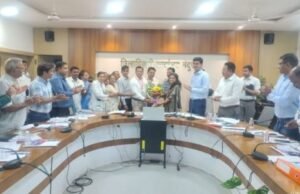 नंदुरबार जिल्ह्यात नवसंजीवनीची बैठक — लहान शहादा प्राथमिक आरोग्य केंद्रास राष्ट्रीय सन्मान