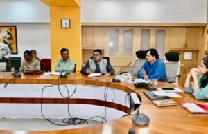 नगरपरिषदेच्या निवडणुकांसाठी इलेक्ट्रॉनिक माध्यमांच्या जाहिरातींचे पूर्वप्रमाणन आवश्यक; जिल्हास्तरावर माध्यम प्रमाणन व संनियंत्रण समिती स्थापन – रणजितसिंह राजपूत