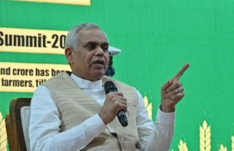 प्रधानमंत्री नरेंद्र मोदी यांच्या हस्ते पीएम किसान सन्मान निधीचा २१ वा हप्ता शेतकऱ्यांच्या खात्यात ऑनलाईनरित्या जमा