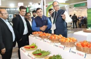 बदलत्या वातावरणाच्या पार्श्वभूमीवर संशोधित बियाण्यांचा वापर आवश्यक -पणन मंत्री जयकुमार रावल