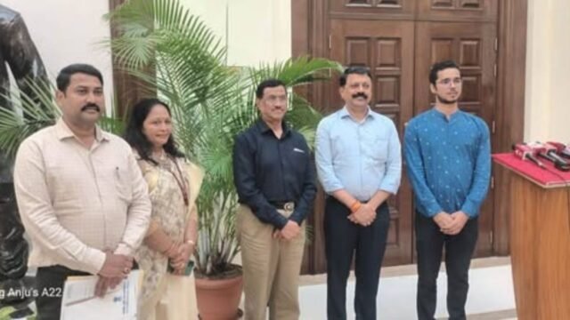 ‘Next Step’ felicitates meritorious people of Maharashtra from the Union Public Service Commission