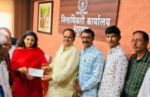 अतिवृष्टीग्रस्त शेतकऱ्यांसाठी बहुभाषिक ब्राह्मण महासंघाचा मदतीचा हात