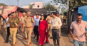 नगरपरिषद निवडणूक तयारीसंदर्भात सुरक्षा कक्ष व मतदान केंद्रांची तपासणी