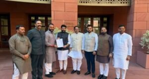 सोलापूर आणि सातारा जिल्ह्याच्या विकासाला चालना देण्यासाठी मंत्री जयकुमार गोरे यांनी दिल्ली मध्ये घेतल्या विविध केंद्रीय मंत्र्यांच्या महत्त्वपूर्ण भेटी