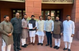 सोलापूर आणि सातारा जिल्ह्याच्या विकासाला चालना देण्यासाठी मंत्री जयकुमार गोरे यांनी दिल्ली मध्ये घेतल्या विविध केंद्रीय मंत्र्यांच्या महत्त्वपूर्ण भेटी