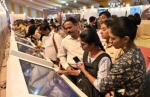 नवीन फौजदारी कायद्यांवरील प्रदर्शनाला उत्स्फूर्त प्रतिसाद