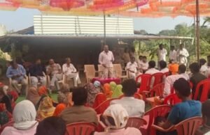 धडगाव जि. नंदुरबार येथे शिवसेना पक्षाचे विधानसभा प्रमुख माननीय विजय सिंग दादा पराडके यांच्या नेतृत्वाखाली बैठक घेण्यात आली.