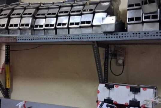 एसटीचे मॉडेल बनवणाऱ्या कारखान्यास भेट