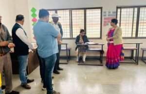 जिल्हाधिकारी डॉ. मित्ताली सेठी यांनी आज नेताजी सुभाष चंद्र बोस आवासीय विद्यालय