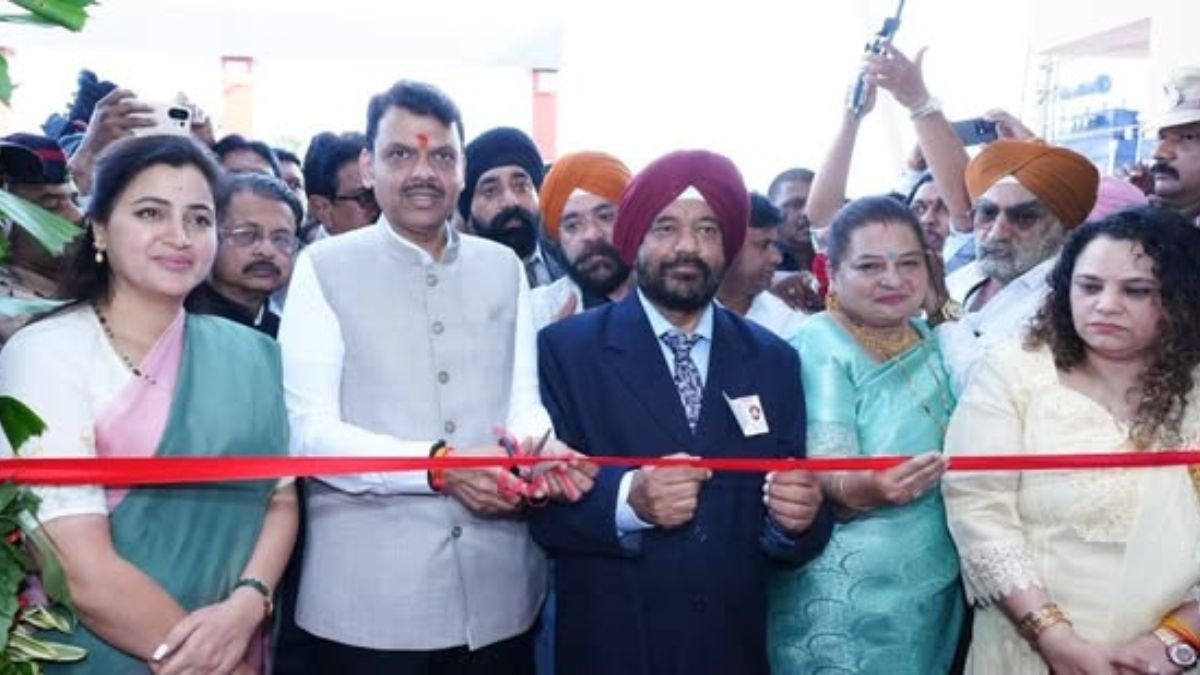 Chief Minister Devendra Fadnavis inaugurated 'Sujan Surgical and Cancer Hospital' in Amravati.