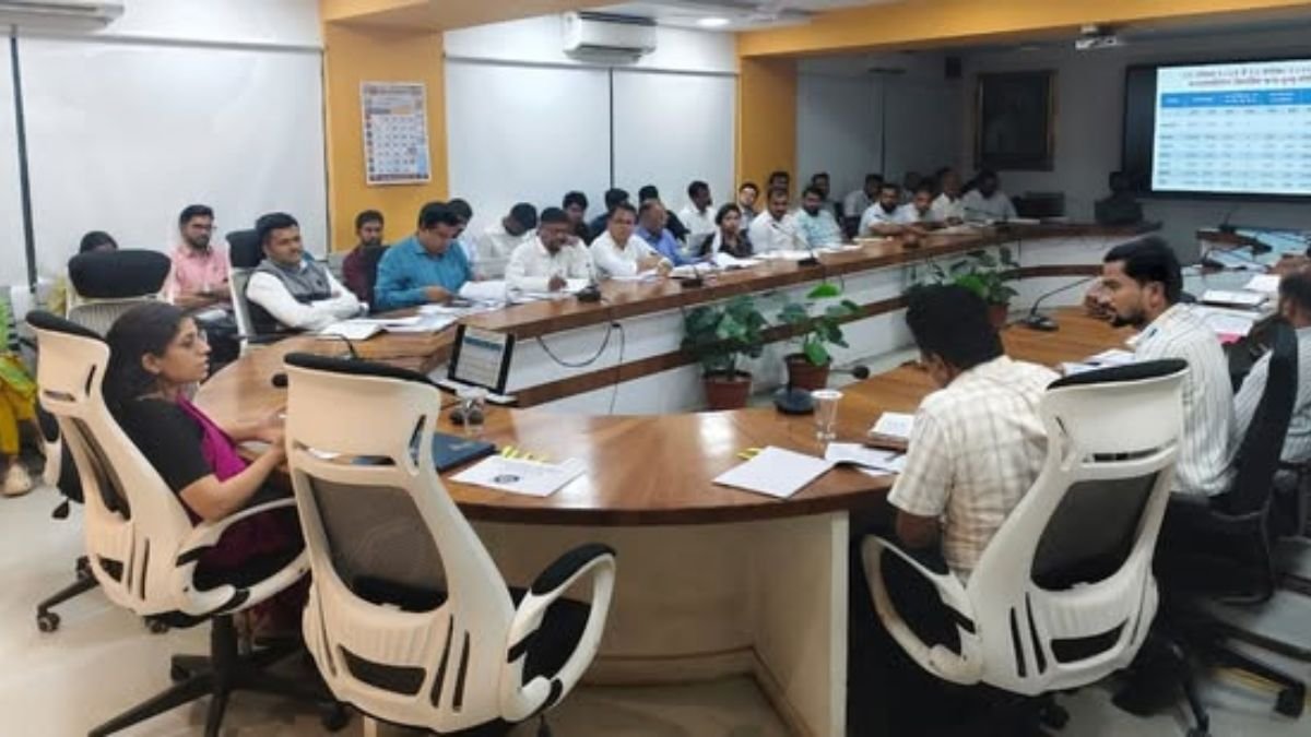 Birth and death registration process accelerated in Nandurbar district: Important decisions taken at district level meeting