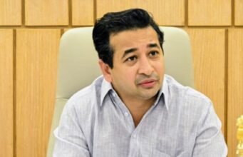 जयगड बंदरातून काजू निर्यातीसाठीची प्रक्रिया गतीने पूर्ण करा – मंत्री नितेश राणे