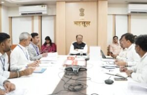 नोंदणी व मुद्रांक विभागाकडील अधिकारी कर्मचाऱ्यांचे सेवा विषयक प्रश्न प्राधान्याने सोडविणार – महसूल मंत्री चंद्रशेखर बावनकुळे