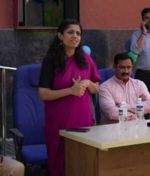 फीडिंग इंडिया उपक्रमांतर्गत अंगणवाडी केंद्रांचा कायापालट; तळोदामध्ये मा. आमदार व जिल्हाधिकारी यांची पाहणी