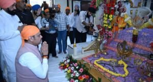 मानवतेच्या मार्गावर चालण्यासाठी कृतीतून संकल्प करूया – मुख्यमंत्री देवेंद्र फडणवीस यांचे आवाहन