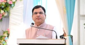 गडचिरोलीचे ‘चुरचुरा’ गाव १०० टक्के धूरमुक्त