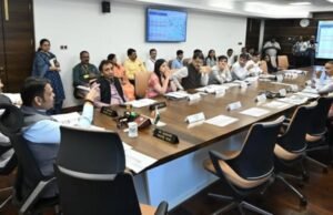 मंत्रिमंडळ पायाभूत सुविधा समितीच्या बैठकीत पायाभूत सुविधांची कामे वेळेत पूर्ण करण्याचे मुख्यमंत्री यांचे निर्देश