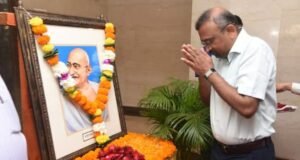 राष्ट्रपिता महात्मा गांधी यांच्या पुण्यतिथीनिमित्त