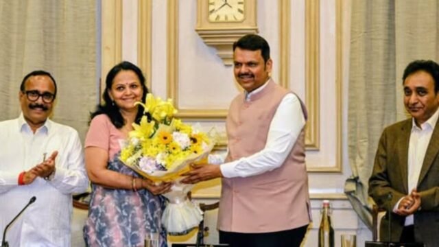 Chief Minister Devendra Fadnavis administered the oath of office and secrecy to retired Indian Administrative Service officer Valsa Nair-Singh as the Chairman of the Maharashtra Electricity Regulatory Commission.