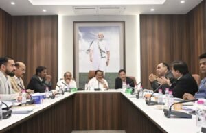 नदीजोड प्रकल्पांसाठी केंद्राने अर्थसहाय्य करावे; केंद्रीय मंत्री सी.आर. पाटील यांच्याकडे राज्याची मागणी