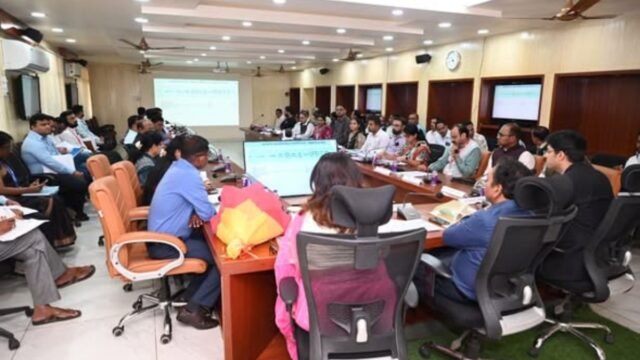 Gadchiroli's future is bright; To speed up development works, agencies should focus on on-field work - Chief Secretary Rajesh Agarwal