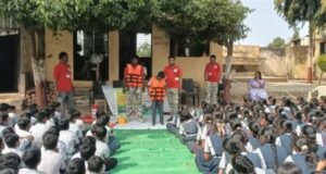 विद्यार्थ्यांना आपत्ती व्यवस्थापनाचे धडे