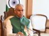 कृषी विद्यापीठांनी पारंपरिक देशी बियाण्यांचे उन्नतीकरण करावे : राज्यपाल आचार्य देवव्रत यांची कृषी विद्यापीठांना सूचना
