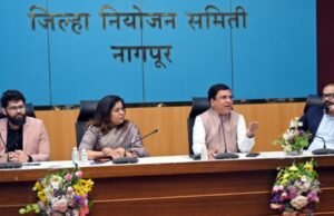 शेतरस्त्यांची उपलब्धता ही ग्रामीण अर्थकारणाला चालना देणारी – राज्यमंत्री ॲड. आशिष जयस्वाल