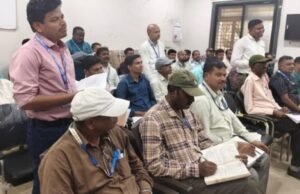 अक्कलकुवा तहसील कार्यालयात महसूल वसुलीचा, पीक पाहणी व Agristack सखोल आढावा