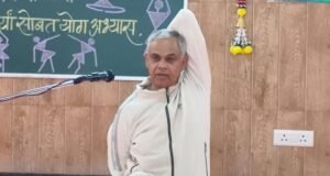 राज्यपाल आचार्य देवव्रत यांनी विद्यार्थ्यांना योगाभ्यासातून दिला फिटनेसचा मंत्र