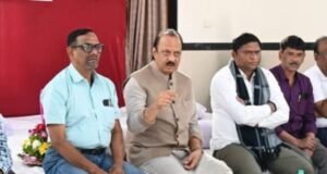 उपमुख्यमंत्री अजित पवार यांनी नागपूर येथील सुयोगनिवासस्थान येथे भेट देऊन माध्यम प्रतिनिधींशी अनौपचारिक संवाद साधला.