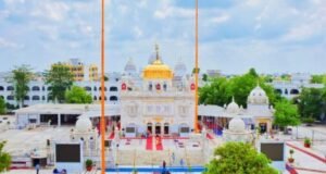 मानवता आणि समतेचे सुवर्णशिखर: श्री हरमंदिर साहिब