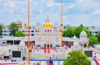 मानवता आणि समतेचे सुवर्णशिखर: श्री हरमंदिर साहिब