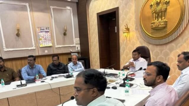 Encroached farm roads and Panand roads on the village map will be cleared and quality roads will be constructed in those areas.