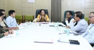 महिलांच्या सुरक्षिततेसाठी बस, कॅब, टॅक्सी आदी वाहनांत बसविण्यात आलेल्या पॅनिक बटण प्रणालीची राज्यभर परिणामकारता तपासून त्यातील सर्व त्रुटी दूर कराव्यात