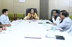 महिलांच्या सुरक्षिततेसाठी बस, कॅब, टॅक्सी आदी वाहनांत बसविण्यात आलेल्या पॅनिक बटण प्रणालीची राज्यभर परिणामकारता तपासून त्यातील सर्व त्रुटी दूर कराव्यात